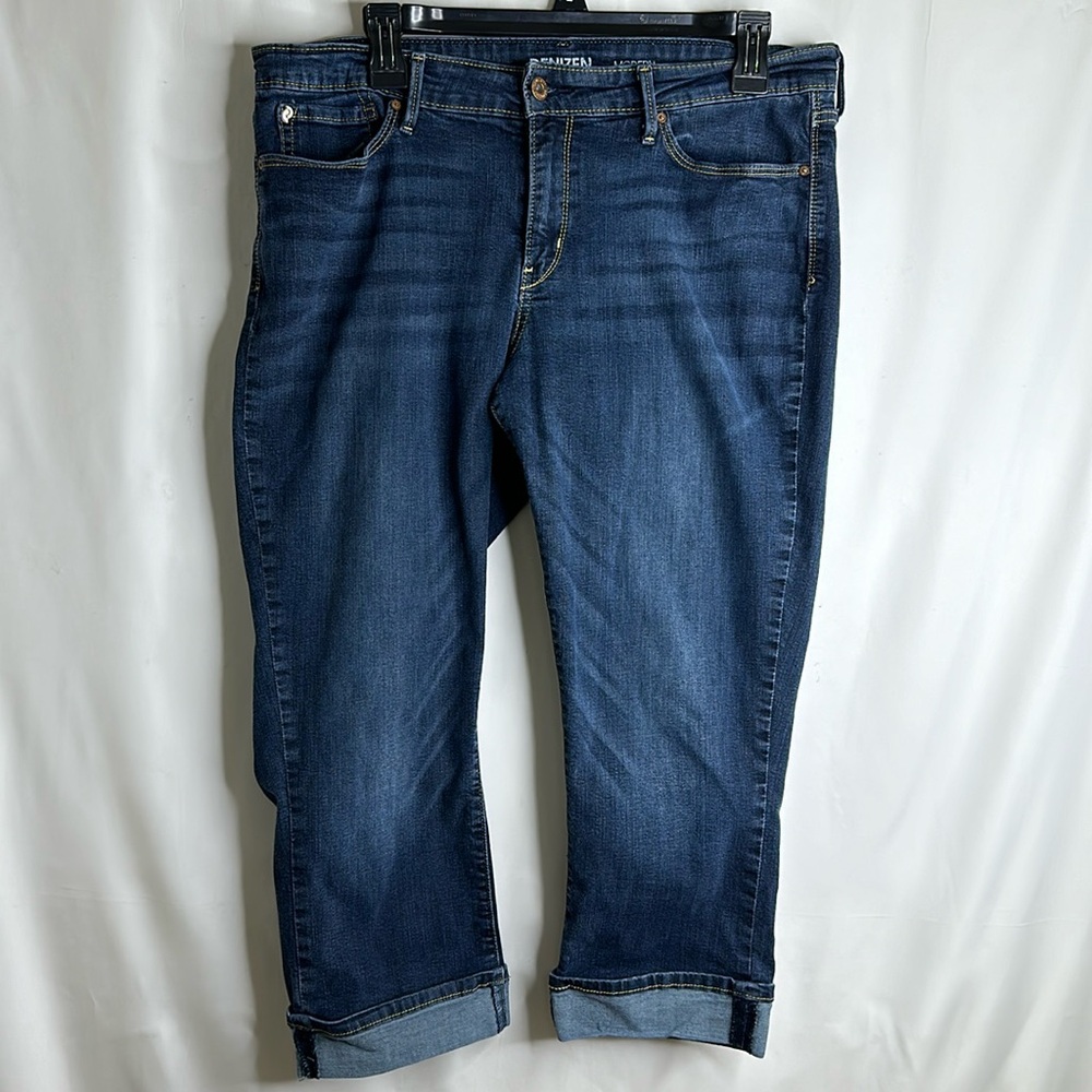 Denizen Levi’s Capri Size: 14